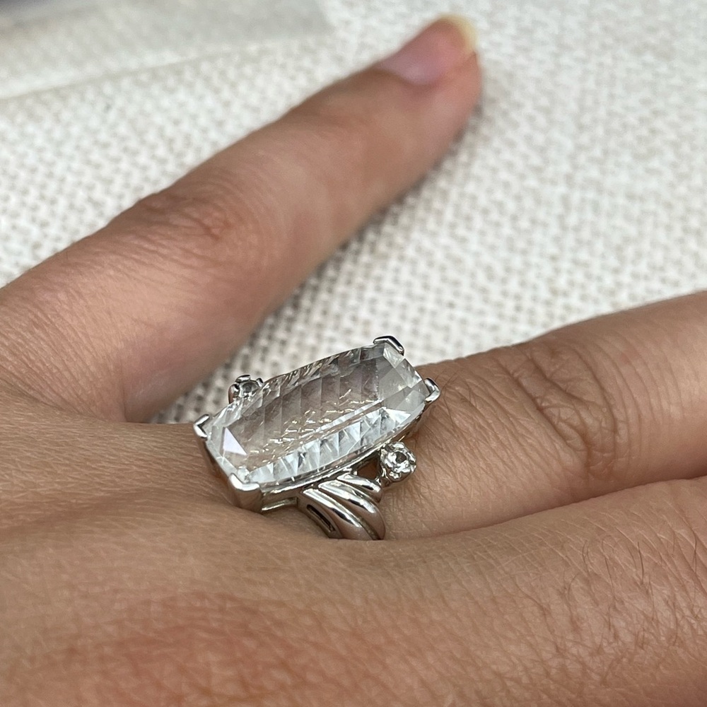 Vintage Estate Sterling Silver Faceted Emerald-Cut Statement Ring Size 7 - Picture 3 of 17
